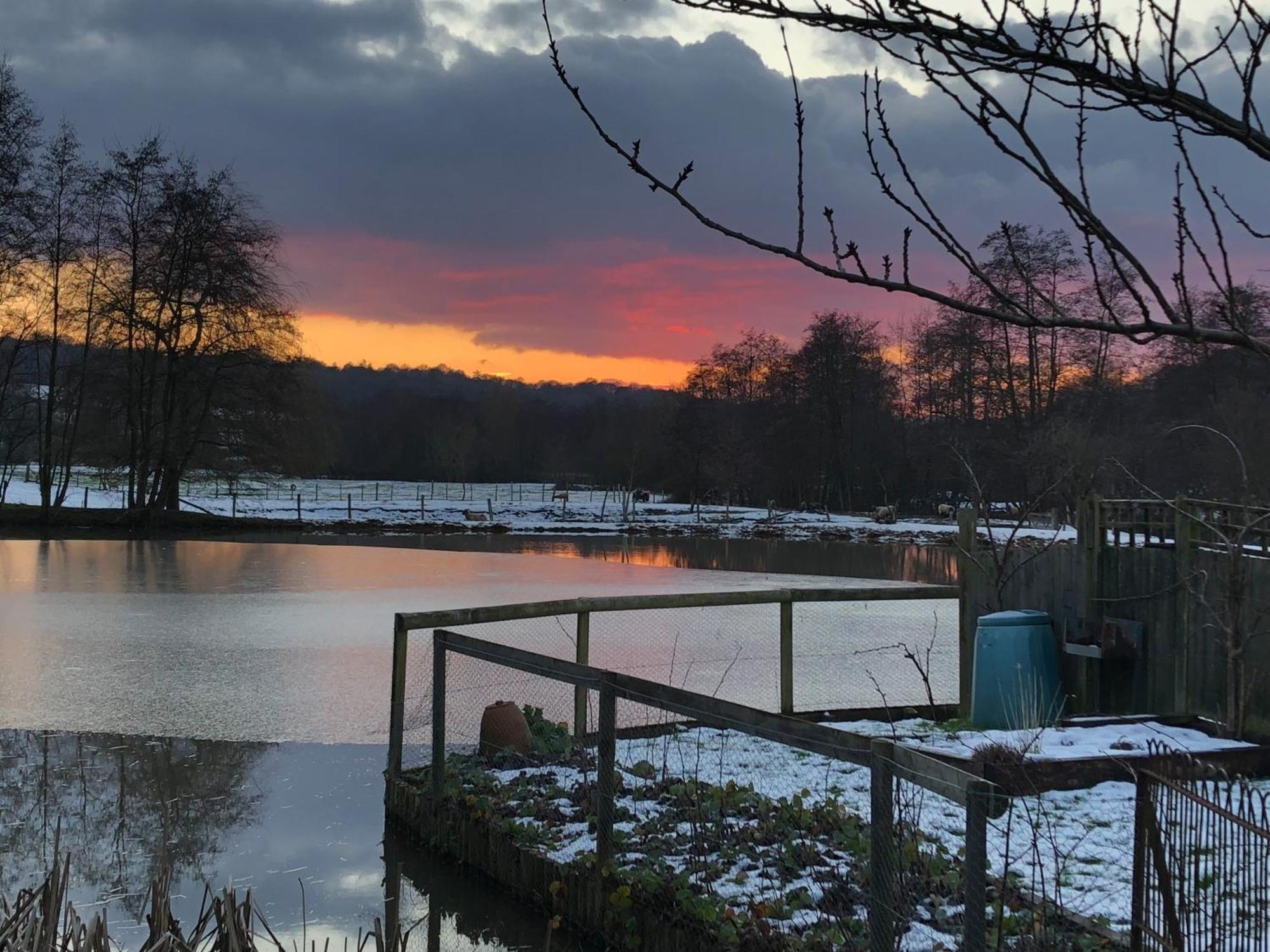 Bartley Mill Farmhouse Wadhurst ภายนอก รูปภาพ